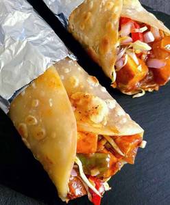 Cheesy Masala Mixed Corn Frankie