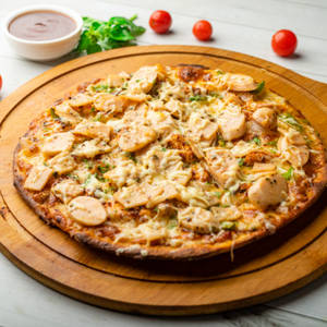 Chicken Overloaded Pizza (non-veg)