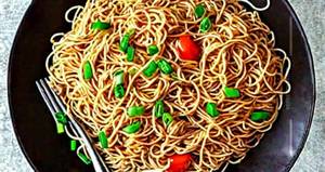 Egg Schezwan Noodles