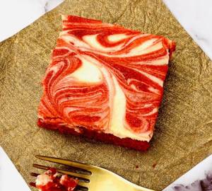 Red Velvet Cheesecake Pastry Square