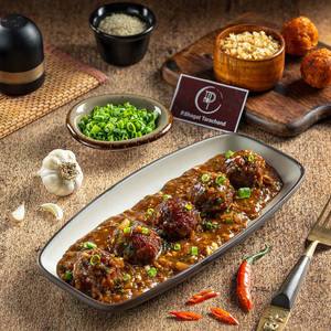 Veg. Manchurian Dry (10pcs.)