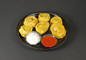 Paneer Momos Steam