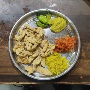 Gathiya Vanela (100Gm)