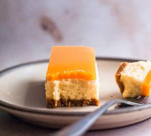 Mango Cheesecake Pastry Square