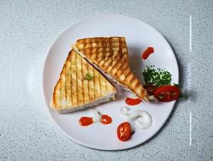 Paneer Chilli Sandwich