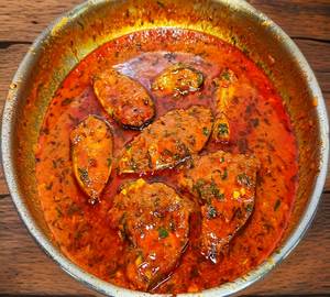 Fish Curry [Half Plate 2 Pieces]