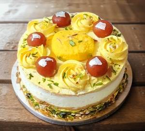 Pista Rasmalai Red Gulab Jamun Special Cake