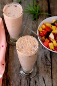 Mixed fruit shake