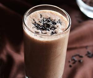 Chocolate lassi