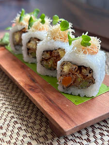 Spicy Veg Tempura Sushi
