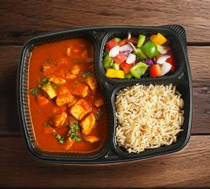 Chicken Curry + Rice+ Salad Meal  (Spinach Or Red) (150Gm + 100Gm + 100Gm )