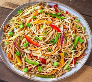 Chilli Garlic Mixed Hakka Noodles