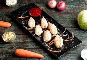 Steamed Chicken Momos (6pcs)