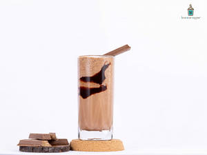 Kit Kat Shake