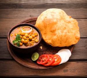 Chola bhatura