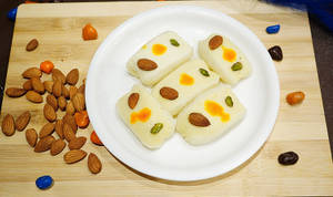Badam Pakiza