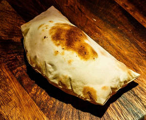 Gustoso Garlic Calzone