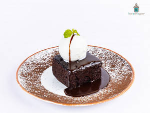 Hot Fudge With Brownie