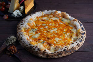 Quattro Formaggi Pizza