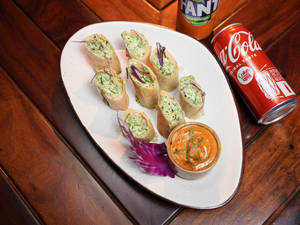 Spinach Corn Roll (9 Pcs)