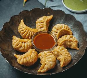 Chicken cheese fried momo [6 pieces]