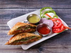Smoked Paneer Grilled Sandwich