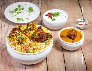 Lucknowi Murgh Biryani