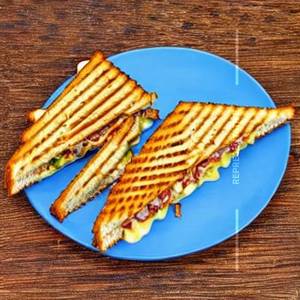 Cheese Chillie Grill Sandwich