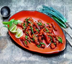 Boneless Chilli Chicken Dry