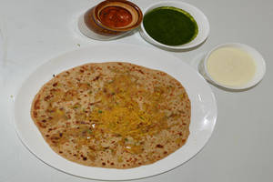 Aloo Gobi Paratha (1 Pc)