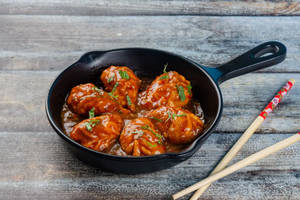 Chicken Pan Fried Momos (10Pcs)