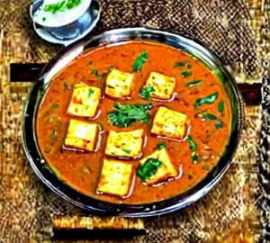Paneer Kaju Curry
