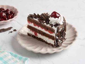 Black Forest Pastry [1 Piece]