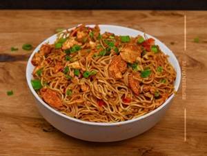 Chicken Schezwan Noodles