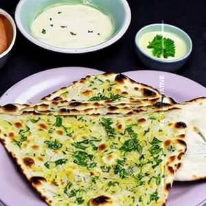 Cheese Garlic Naan
