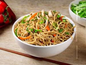 Chicken Hakka Noodles 