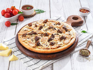 Chicken Nepolitana Pizza