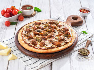 Barbecued Chicken Pizza