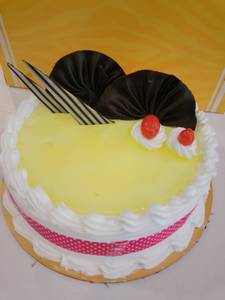 Eggless Pineapple Cake