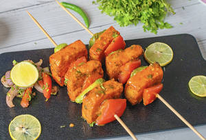 Achari Paneer Tikka Dry