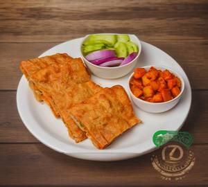 Chicken Egg Mughlai Paratha (1 Pc)