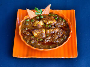 Matar Paneer [o]