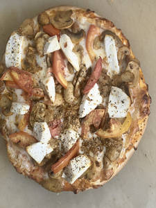 Mushroom, Tomato, Paneer Pizza