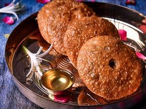 Mawa Kachori (1 Pc)
