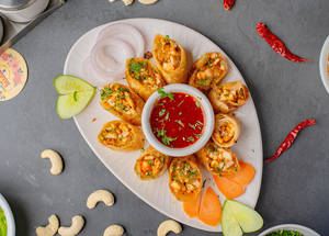 Paneer & Kaju Mix Spring Roll