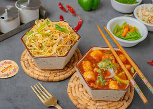 Noodles + Chilli Paneer