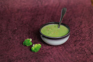 Broccoli & Almond Soup