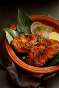 Vanjaram Fish Tawa Fry ( Seer Fish)
