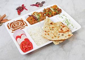Veg Deluxe Thali