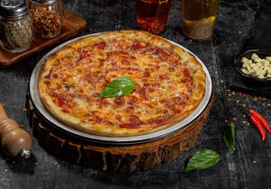 Chilli Garlic Cheese Pizza [8 Inches]